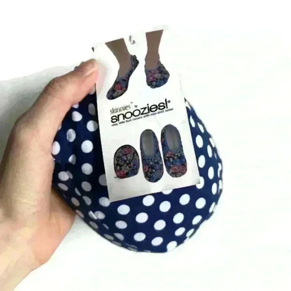 NWT Skinnies Snoozies Women’s Poka Dot Blue Travel Lightweight Slippers XL 11-12 - Picture 2 of 13